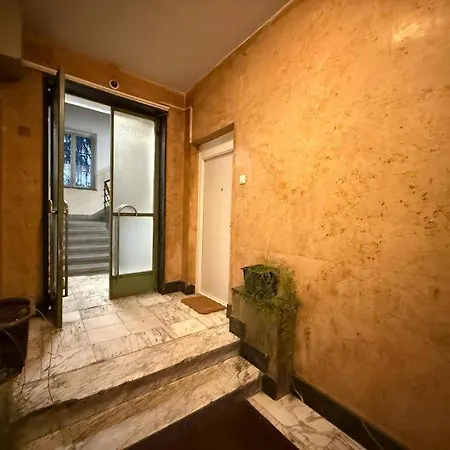 Gold-2025 Apartment